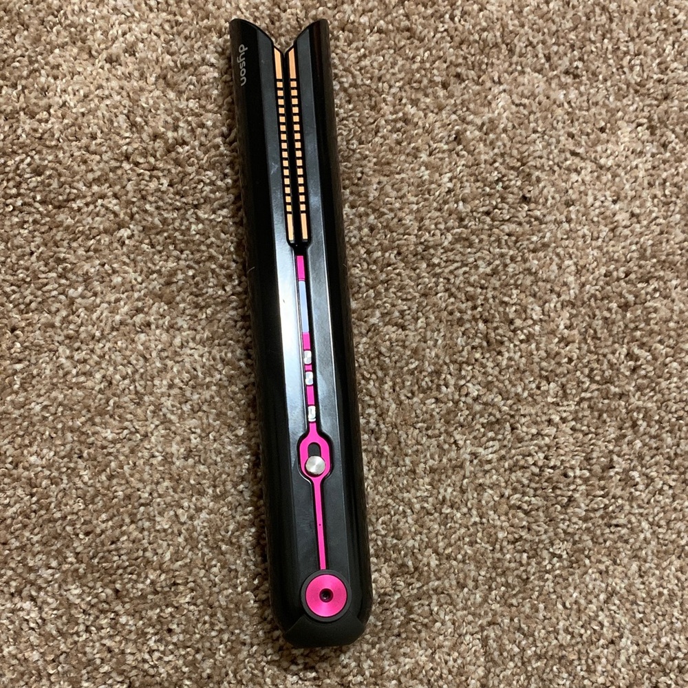 Dyson Black and Pink Hair Styler
